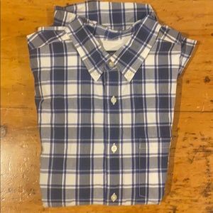 Size large, American eagle button down